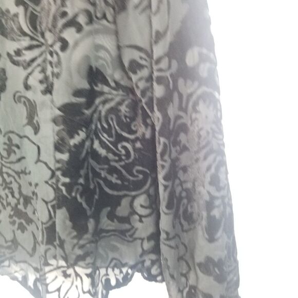 Worthington Semi Sheer Velvety Black Blouse. Sz 12 - Picture 11 of 13